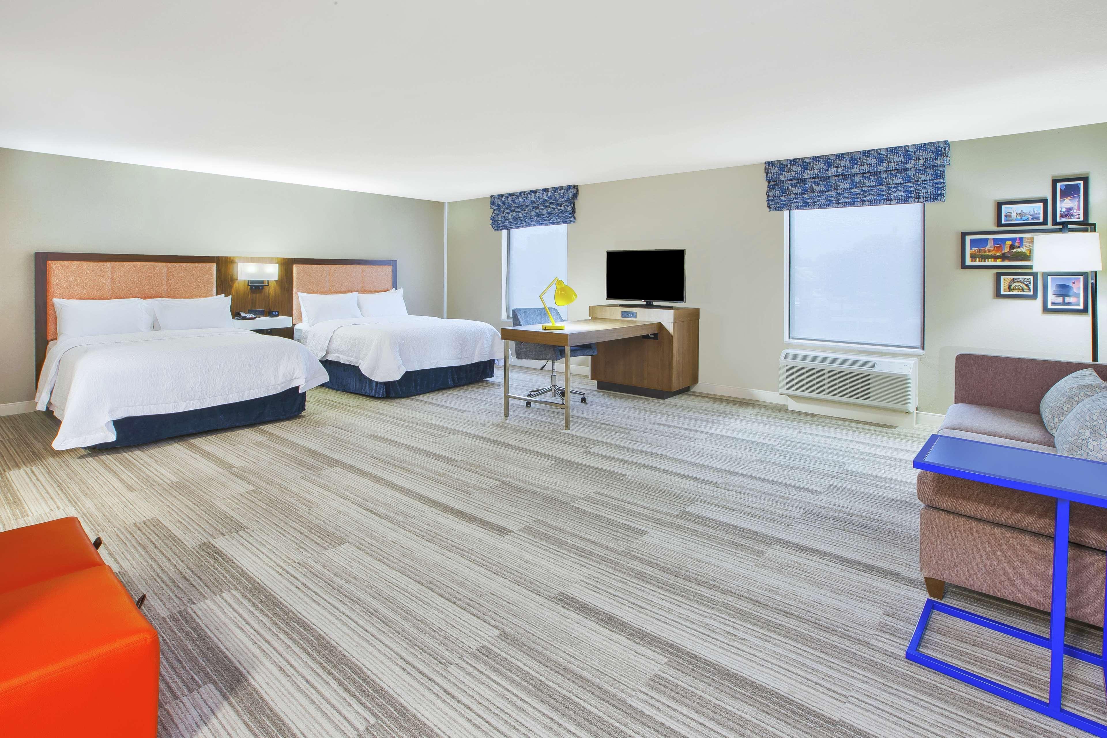 Hampton Inn & Suites Oakwood Village-Cleveland Kültér fotó